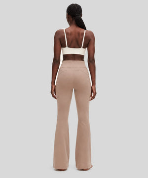 Avensai Curve-Sculpt High-Rise Flare Leggings, 30″ - Light Brown